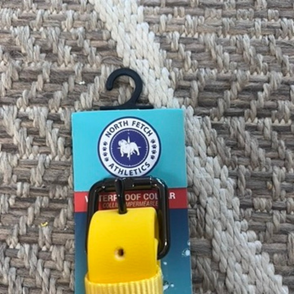 North Fetch Athletics Waterproof Collar Sz XS-S - Picture 2 of 4